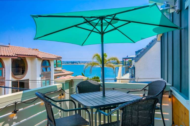 House Mission Beach